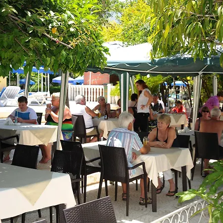 Hotel Riverside Garden 3*